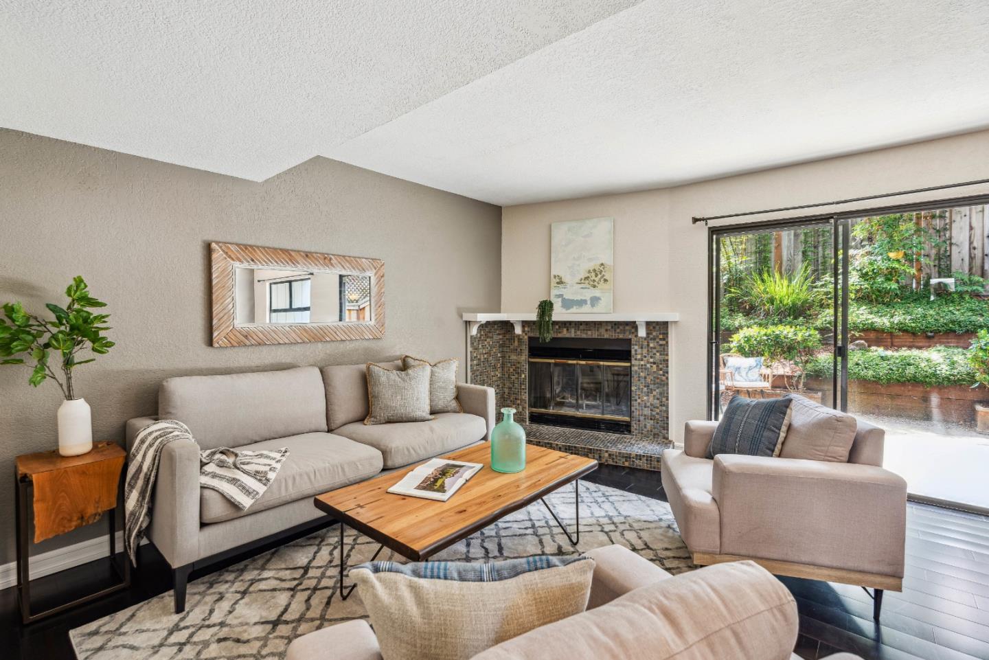 3213 Stockbridge Lane