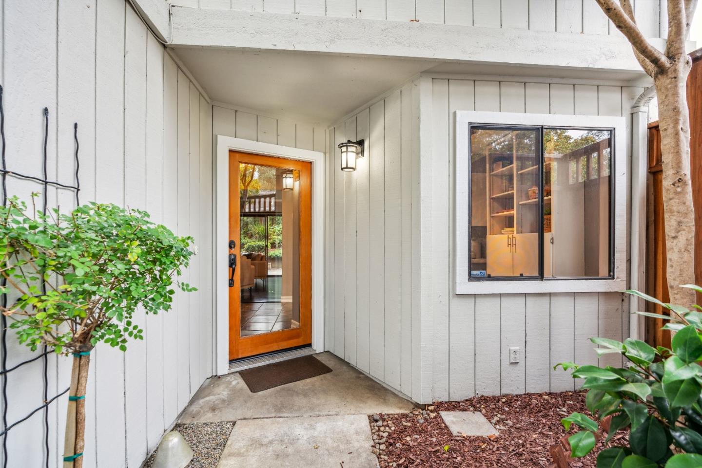 3213 Stockbridge Lane