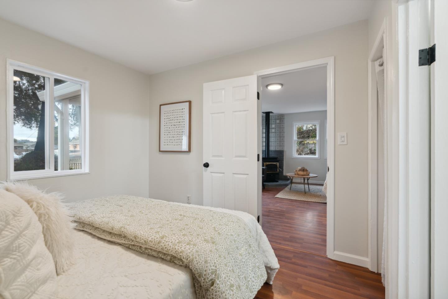 286 Manfre Road