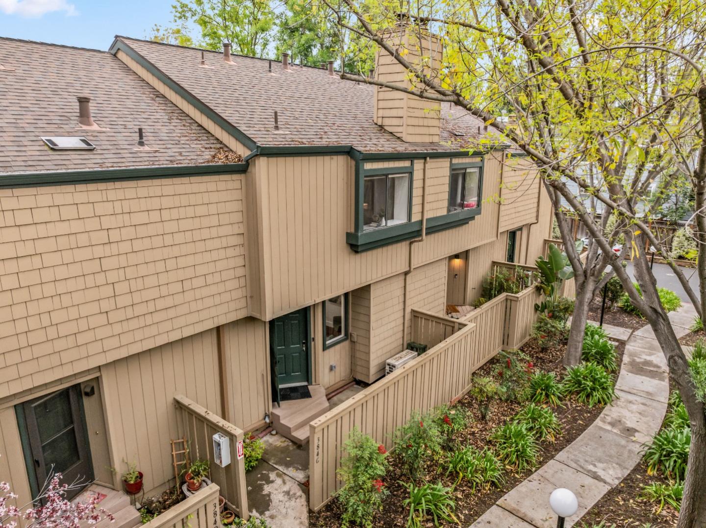 384 Union AVE C