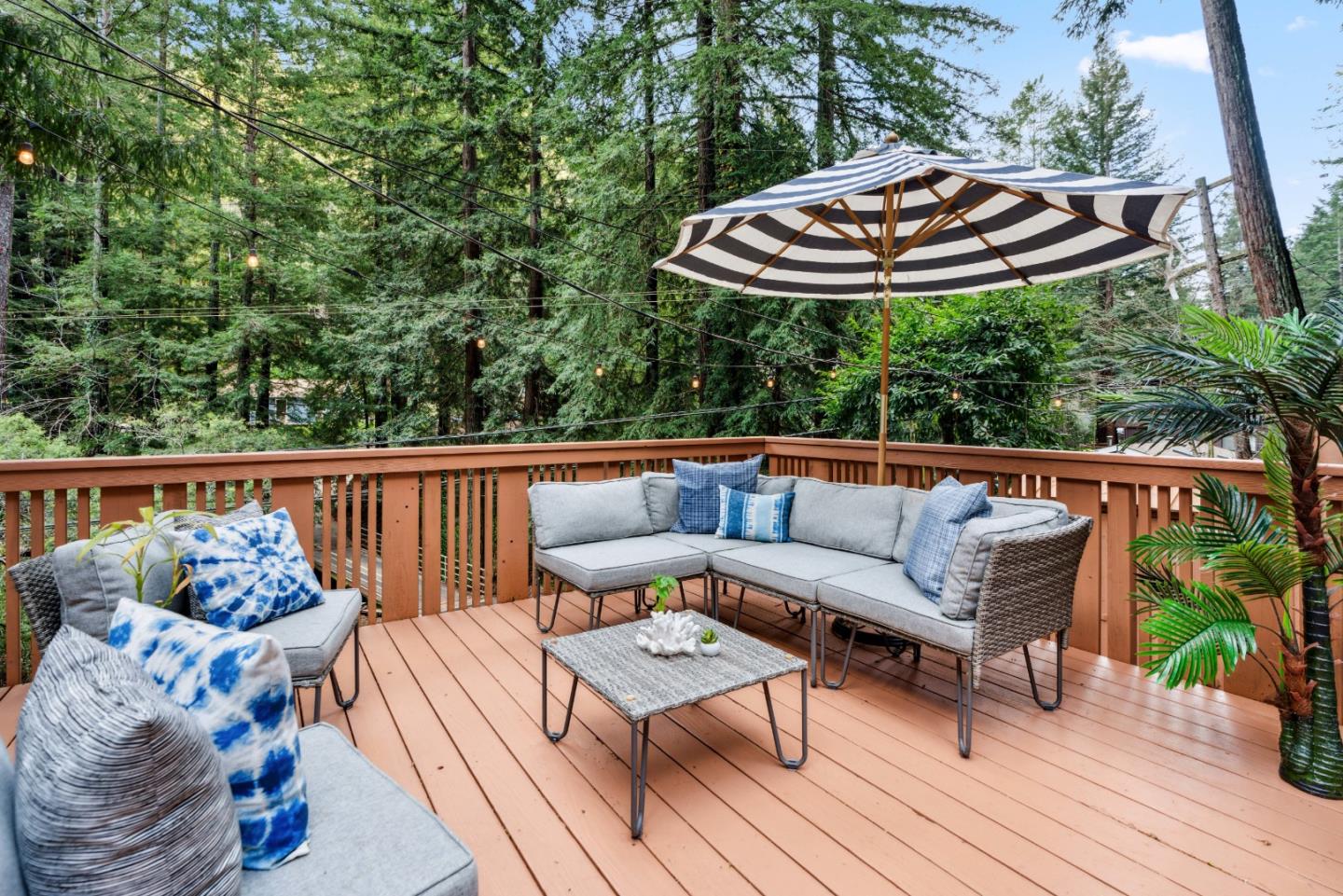 1614 Lockhart Gulch RD