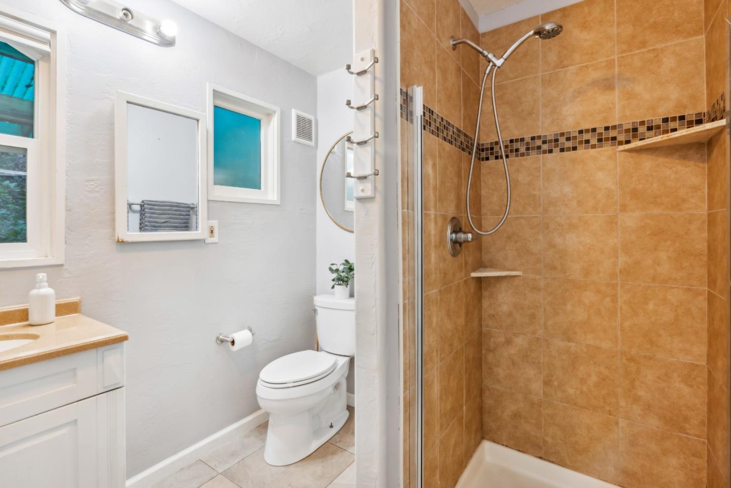 15475 Big Basin WAY