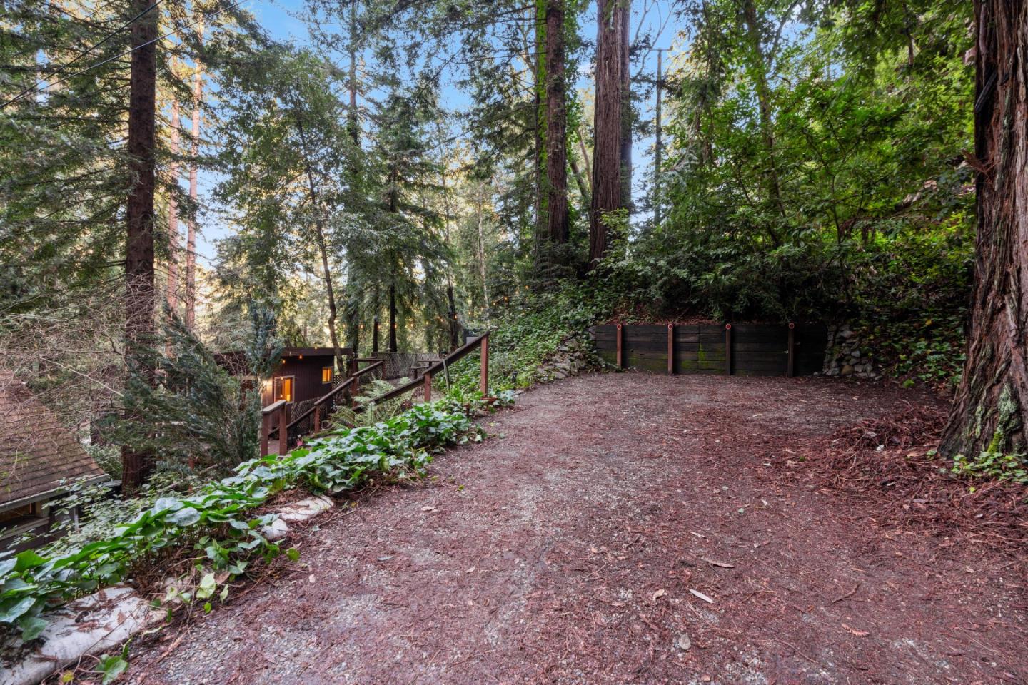 15475 Big Basin WAY