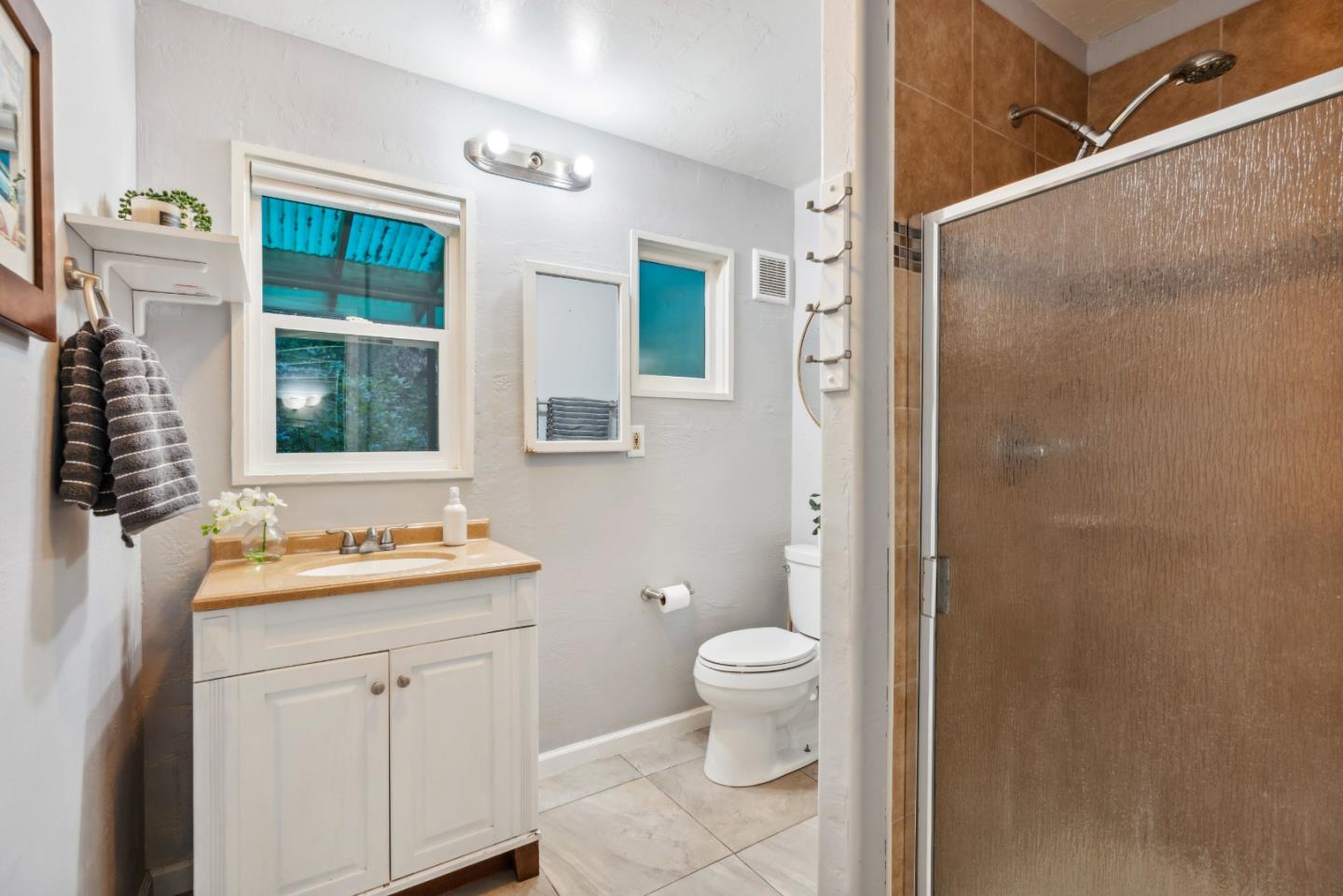 15475 Big Basin WAY