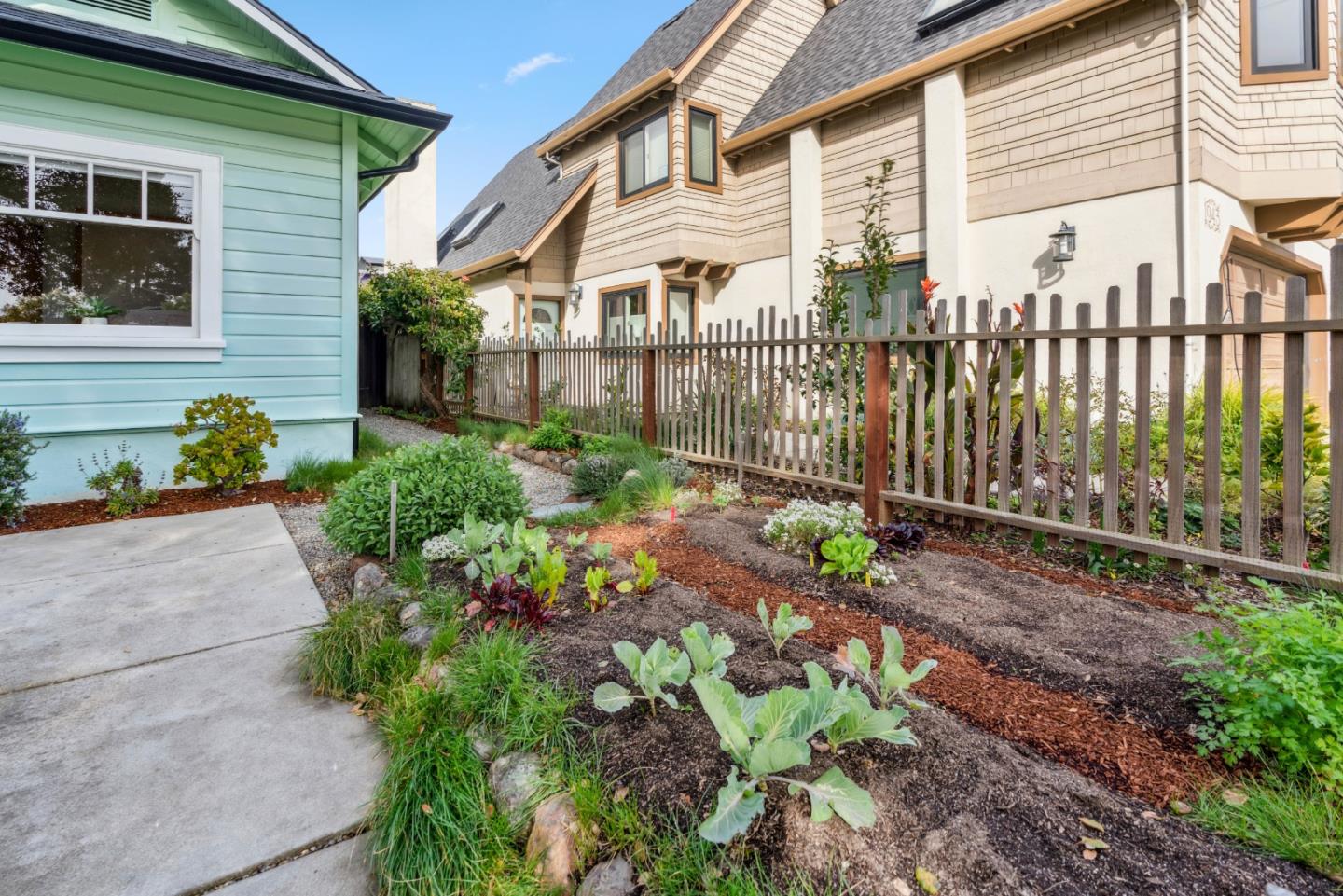 1941 Alice ST