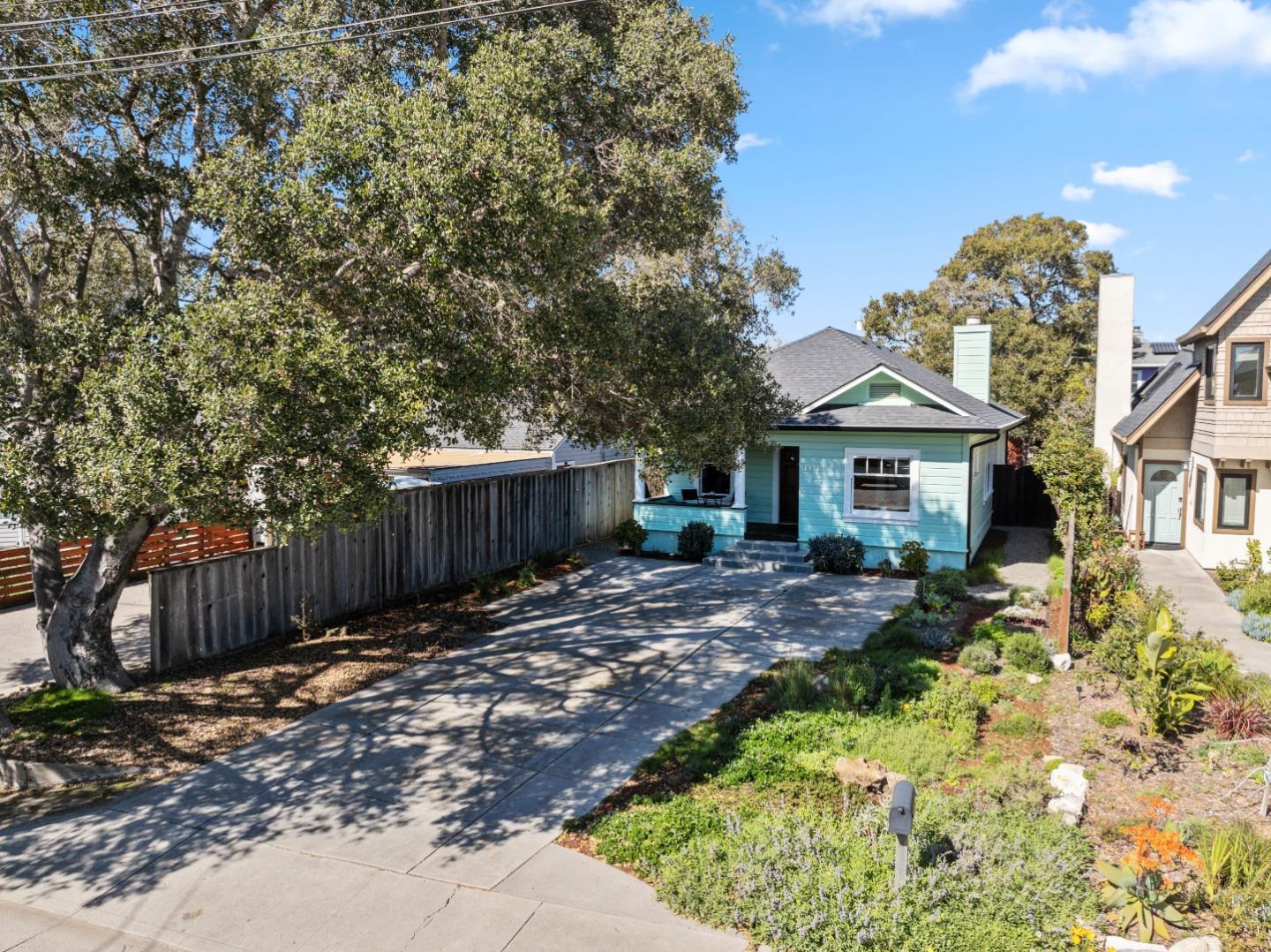 1941 Alice ST