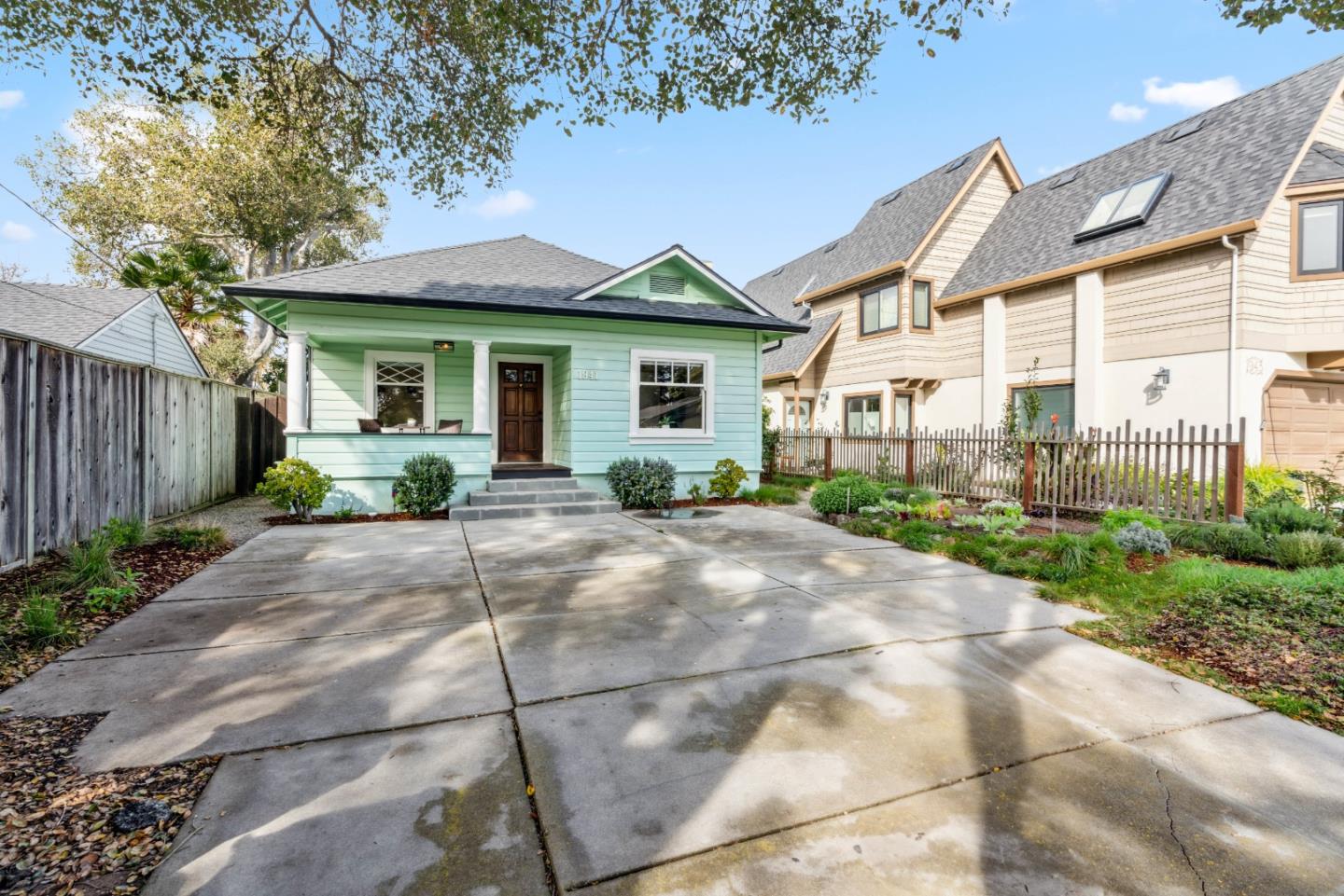 1941 Alice ST