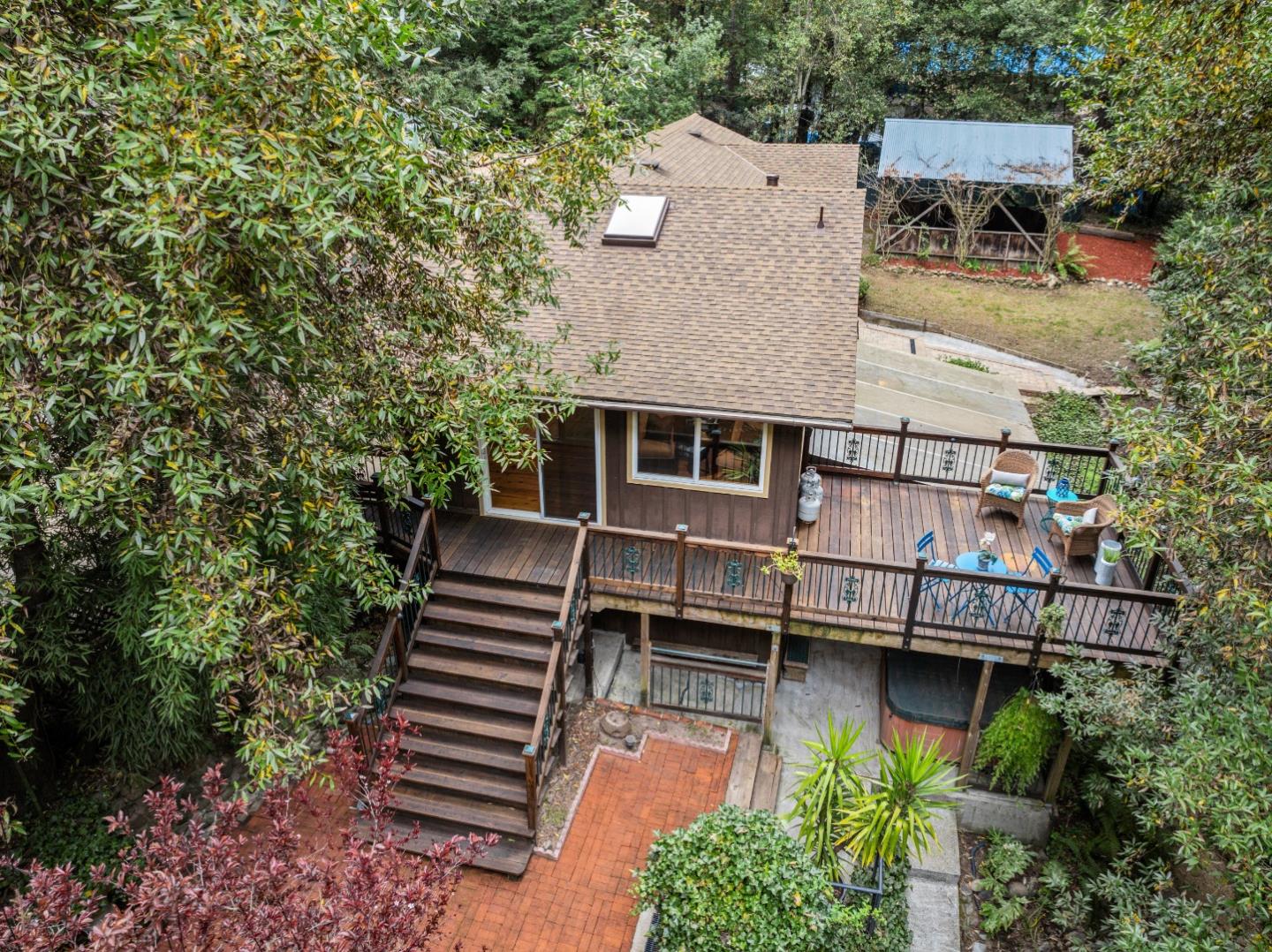 13736 Highway 9