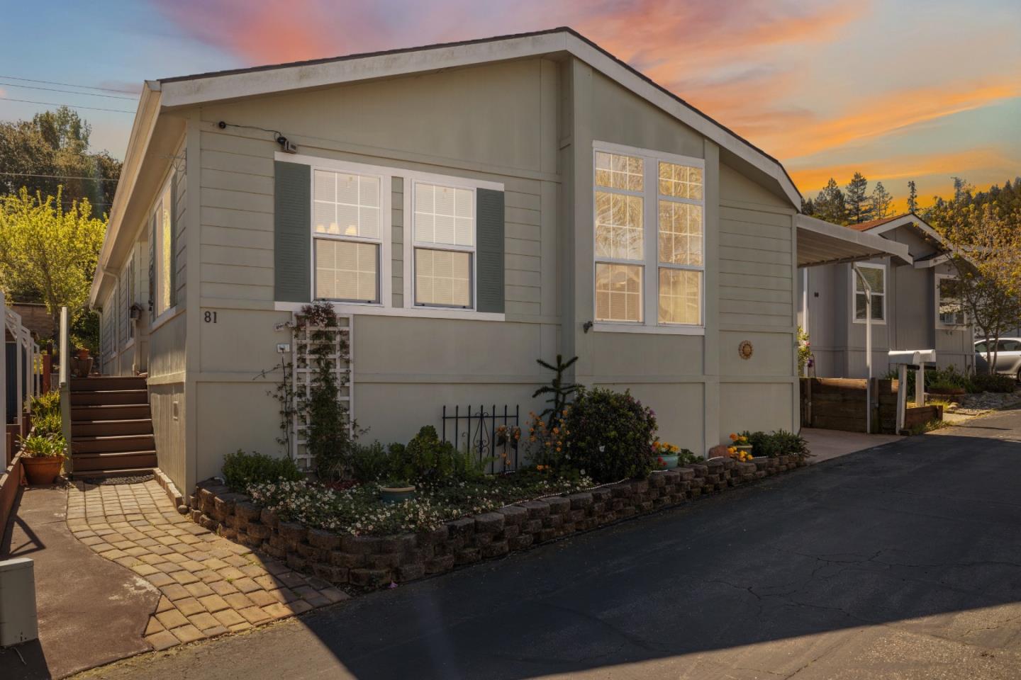 444 Whispering Pines DR 81