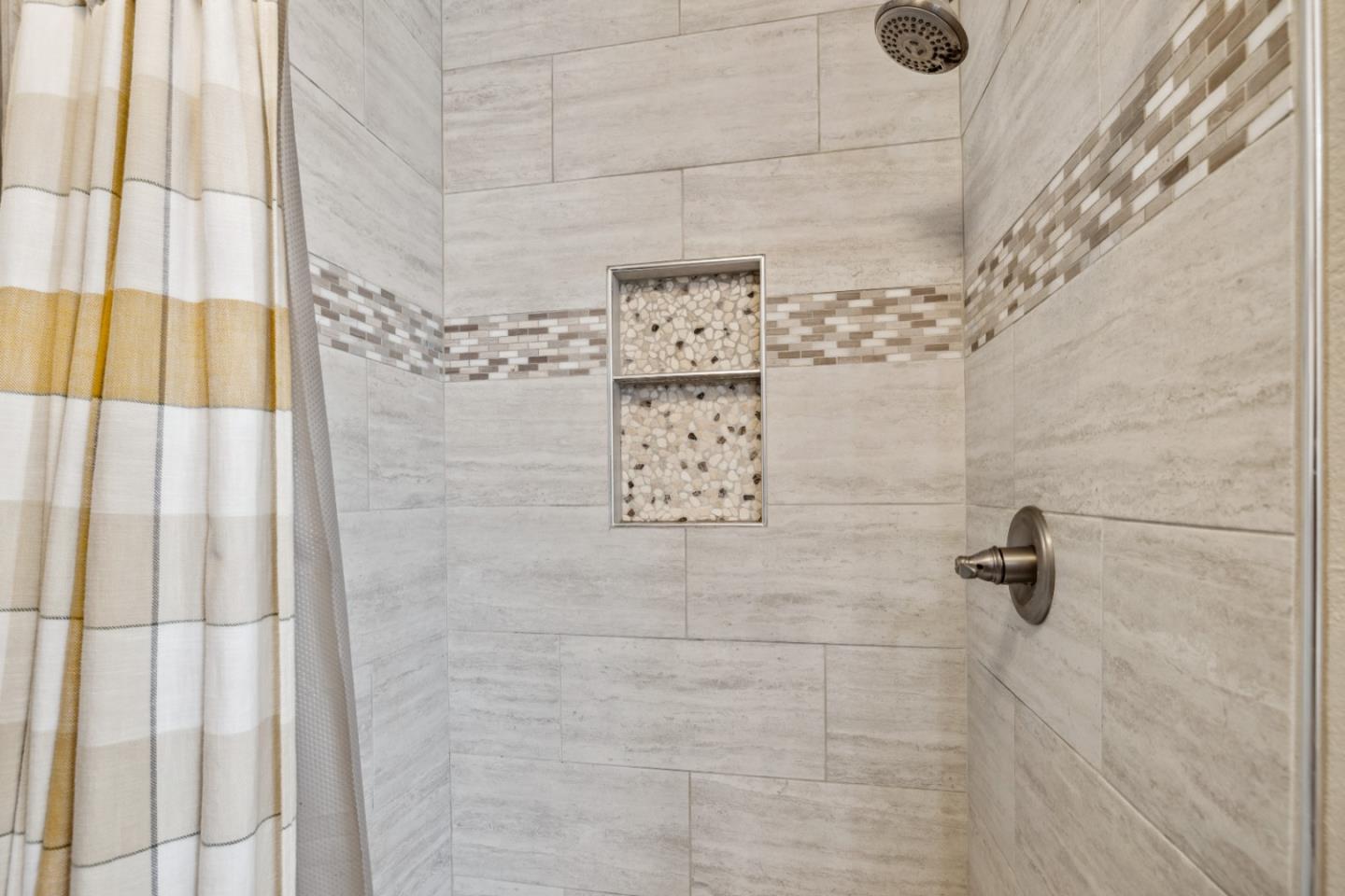 444 Whispering Pines DR 81