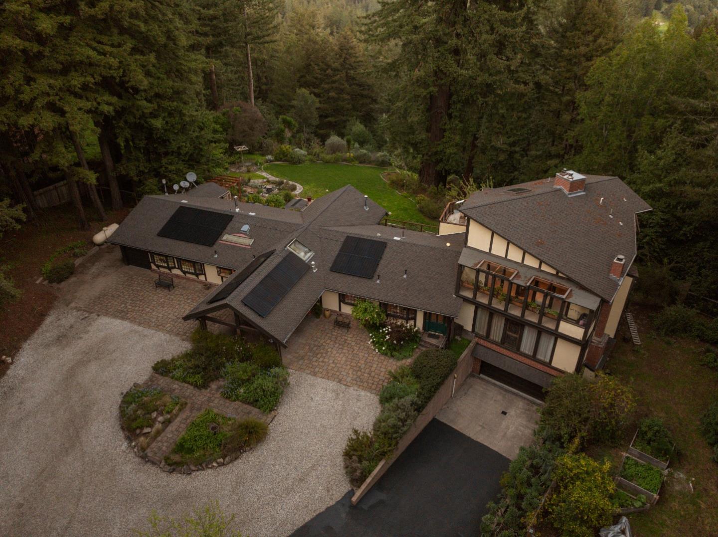 100 Lions Field DR