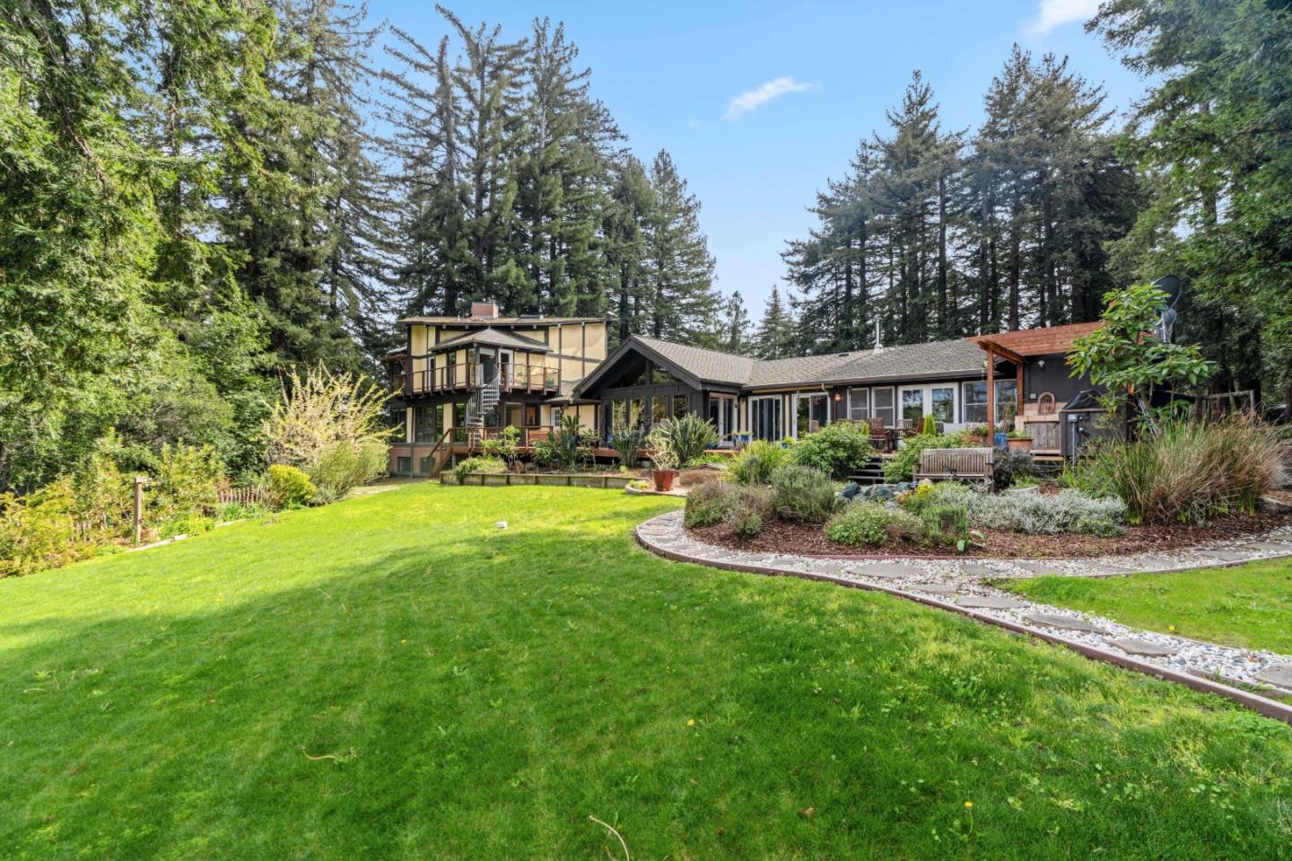 100 Lions Field DR