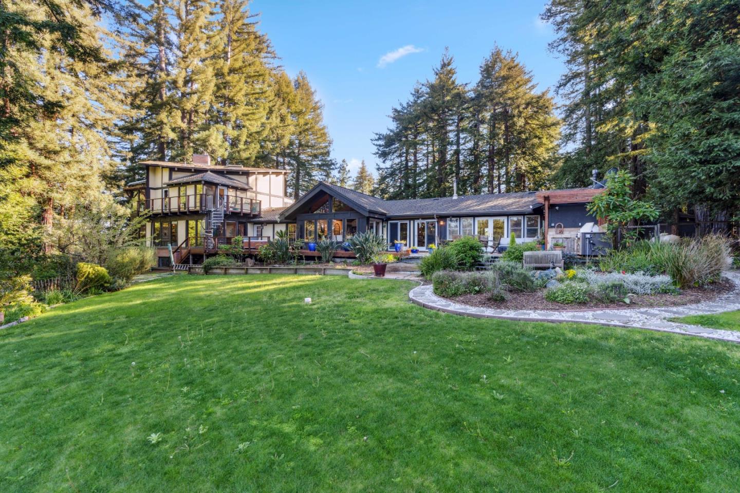 100 Lions Field DR