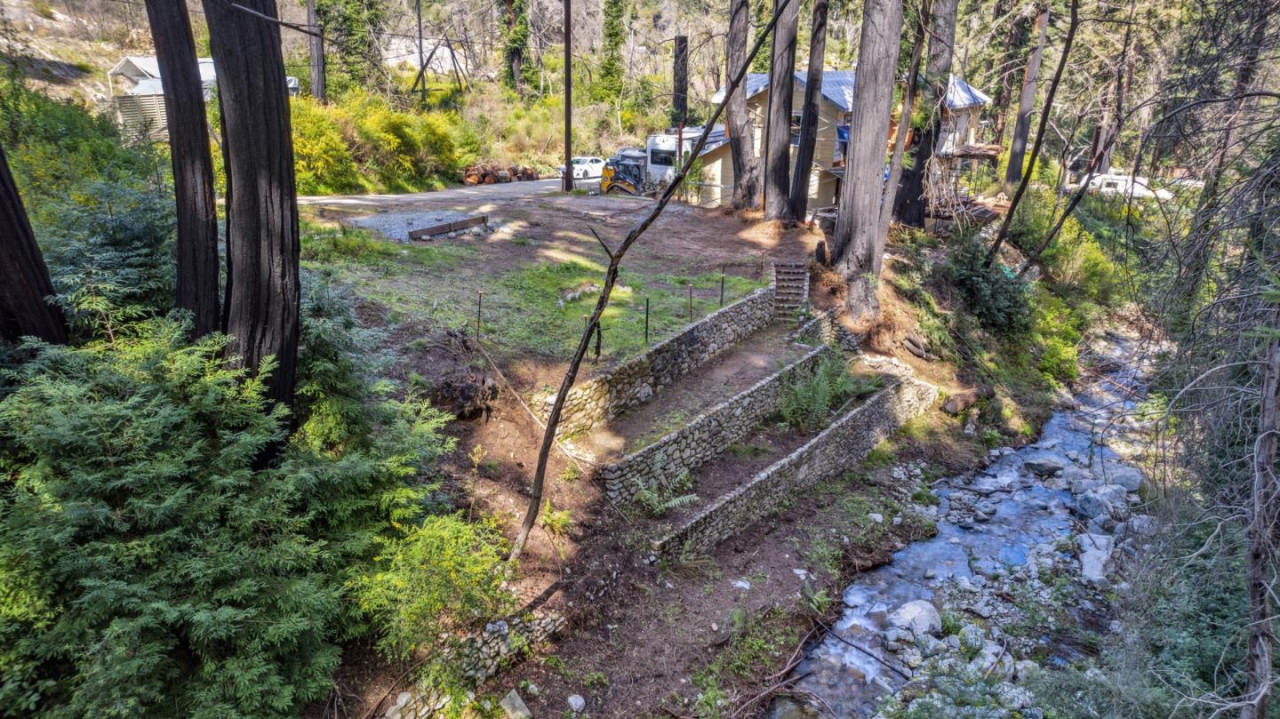 345 Boulder Brook DR