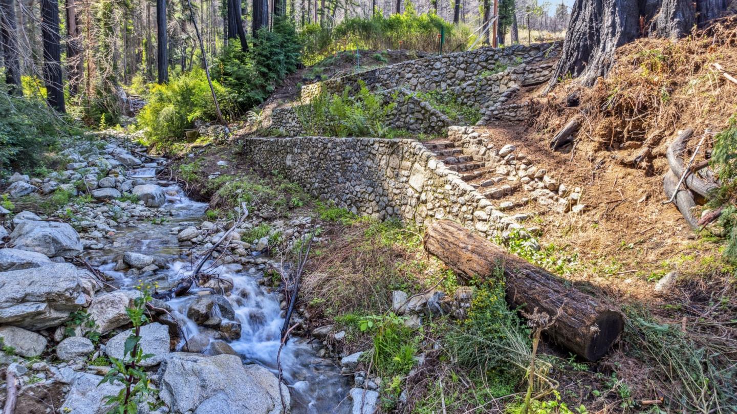 345 Boulder Brook DR