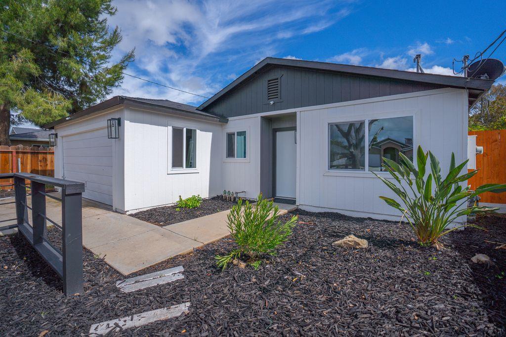 22353 Arnott DR