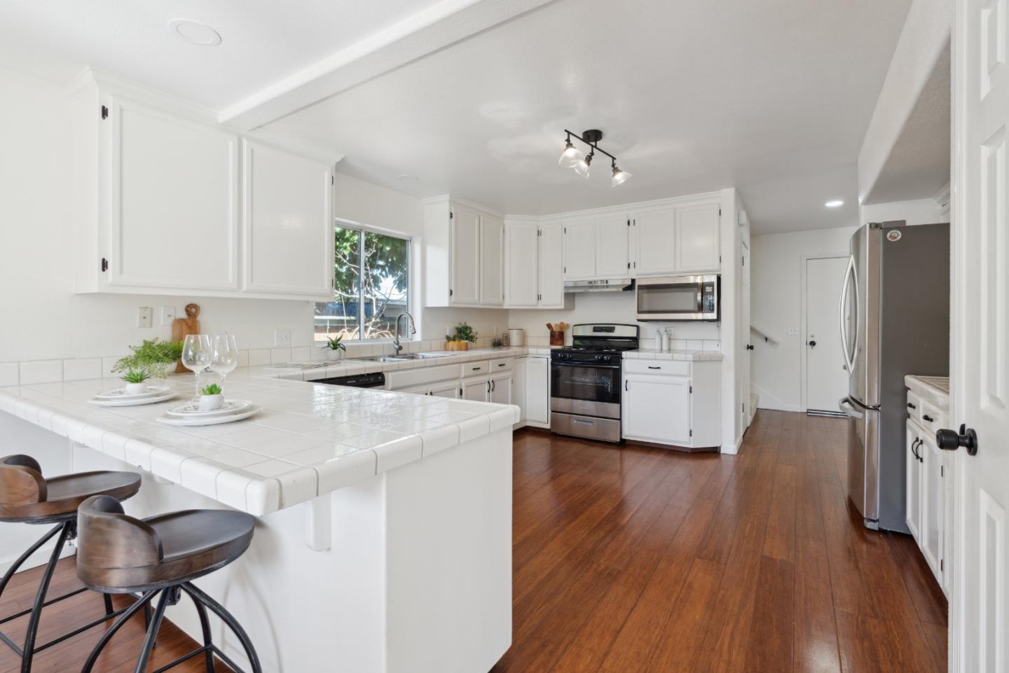 1856 Cisco LN