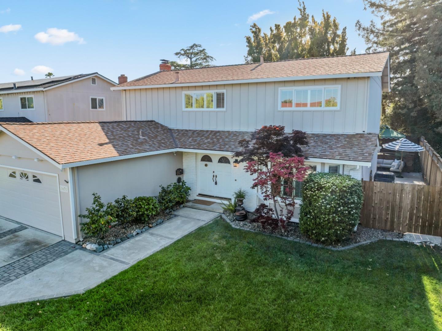 1631 Finch WAY