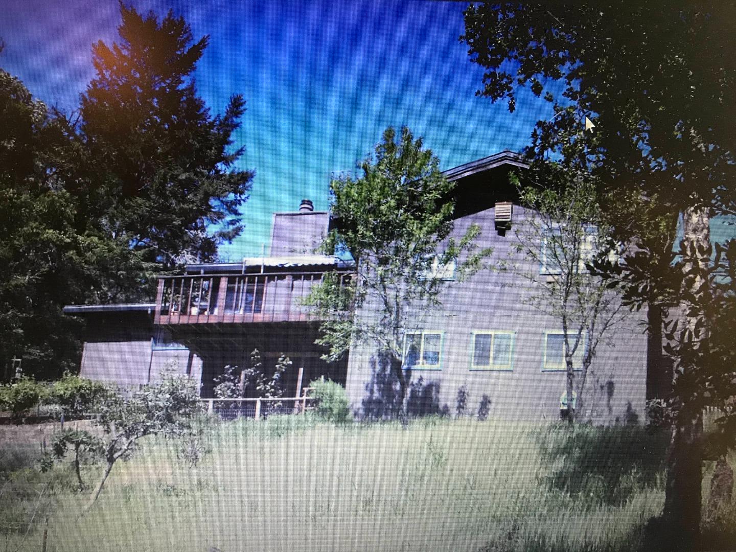 1410 Pinecrest DR