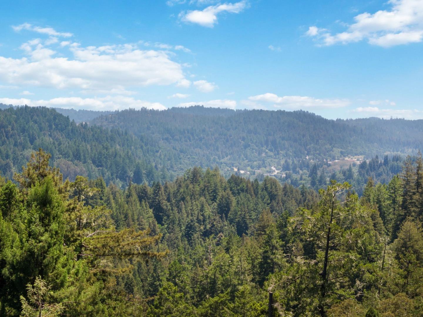 1245 El Solyo Heights DR