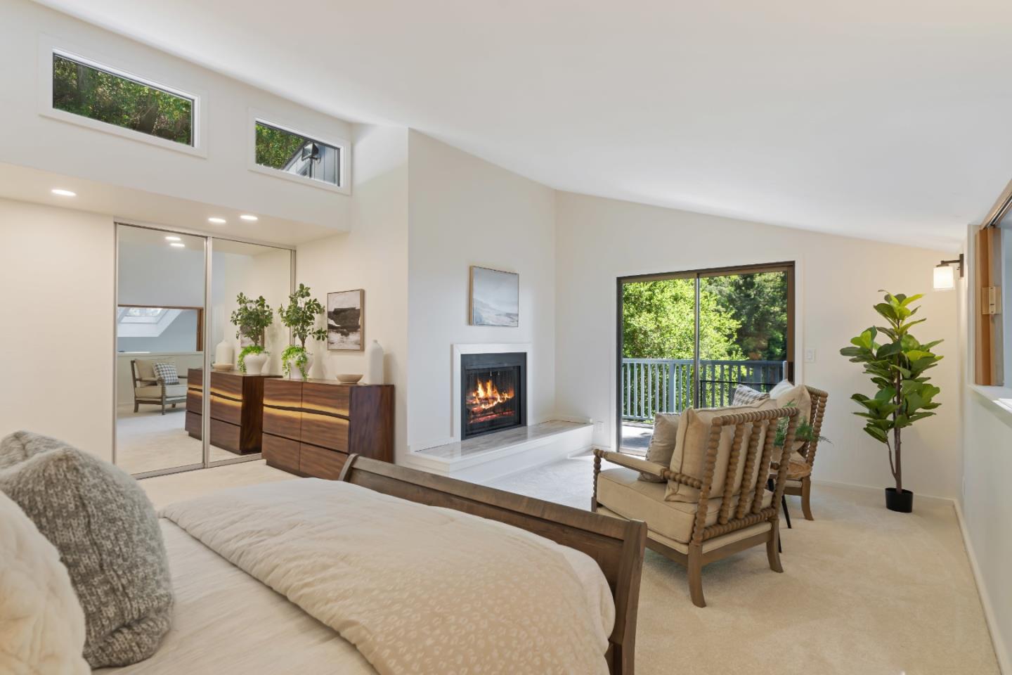 1245 El Solyo Heights DR