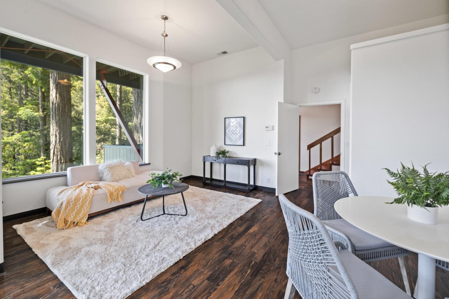 1245 El Solyo Heights DR