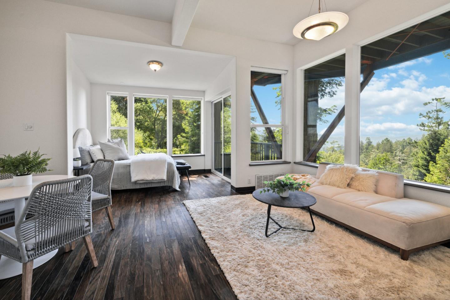 1245 El Solyo Heights DR