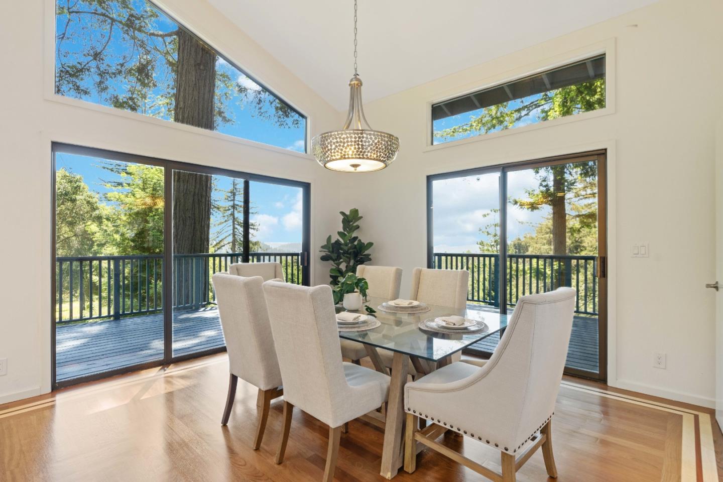 1245 El Solyo Heights DR