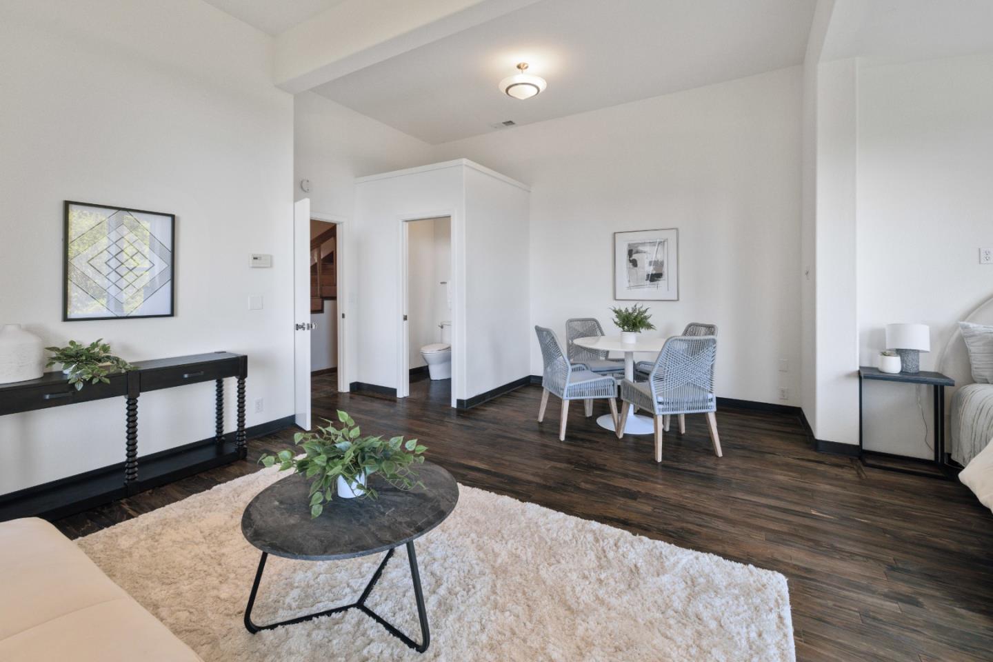 1245 El Solyo Heights DR