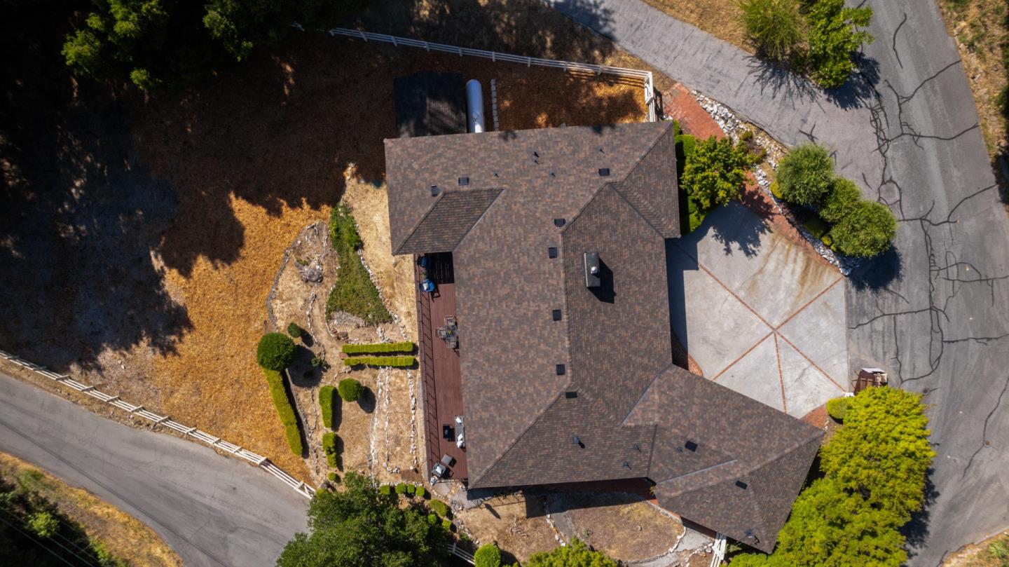 245 Middleton DR