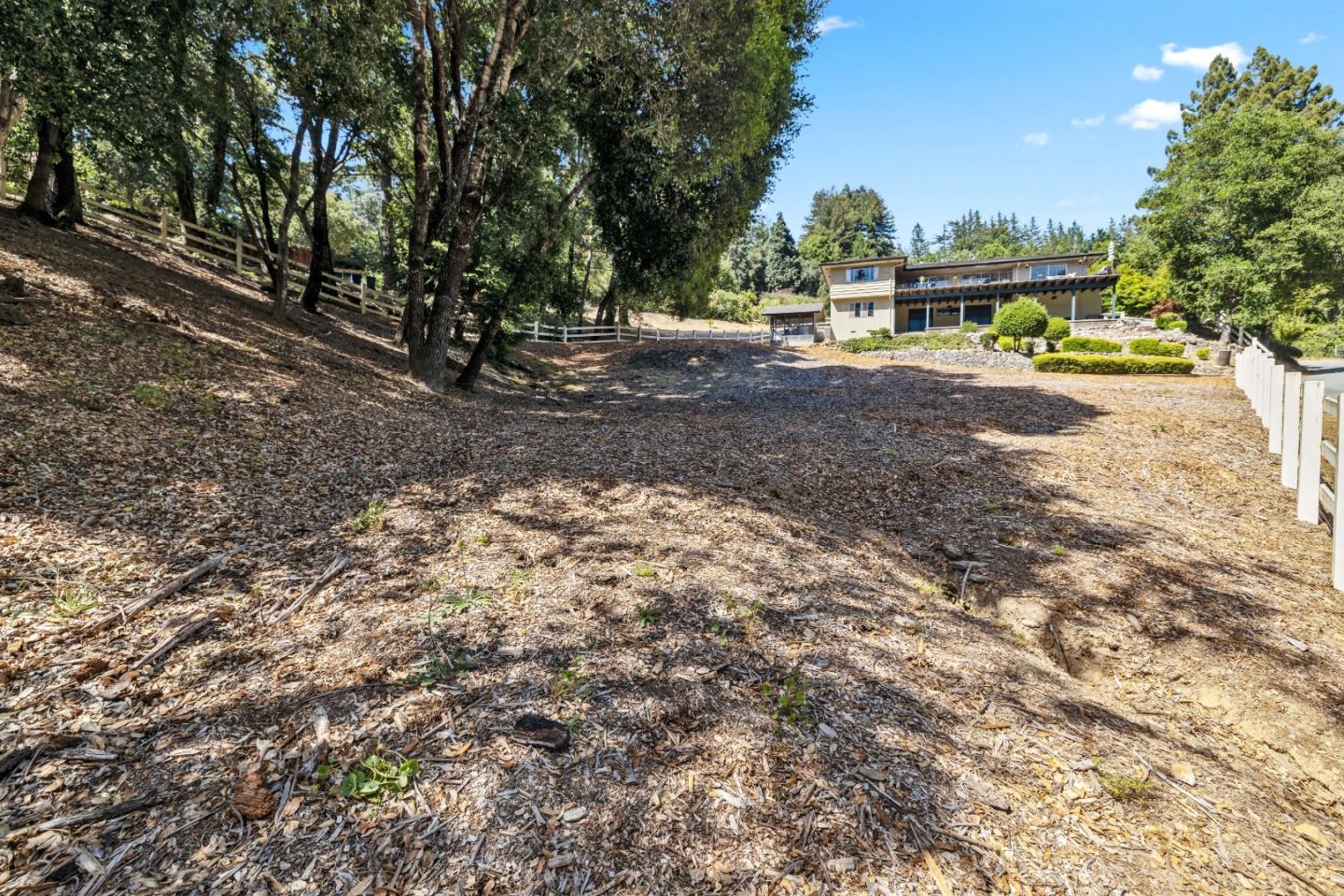 245 Middleton DR