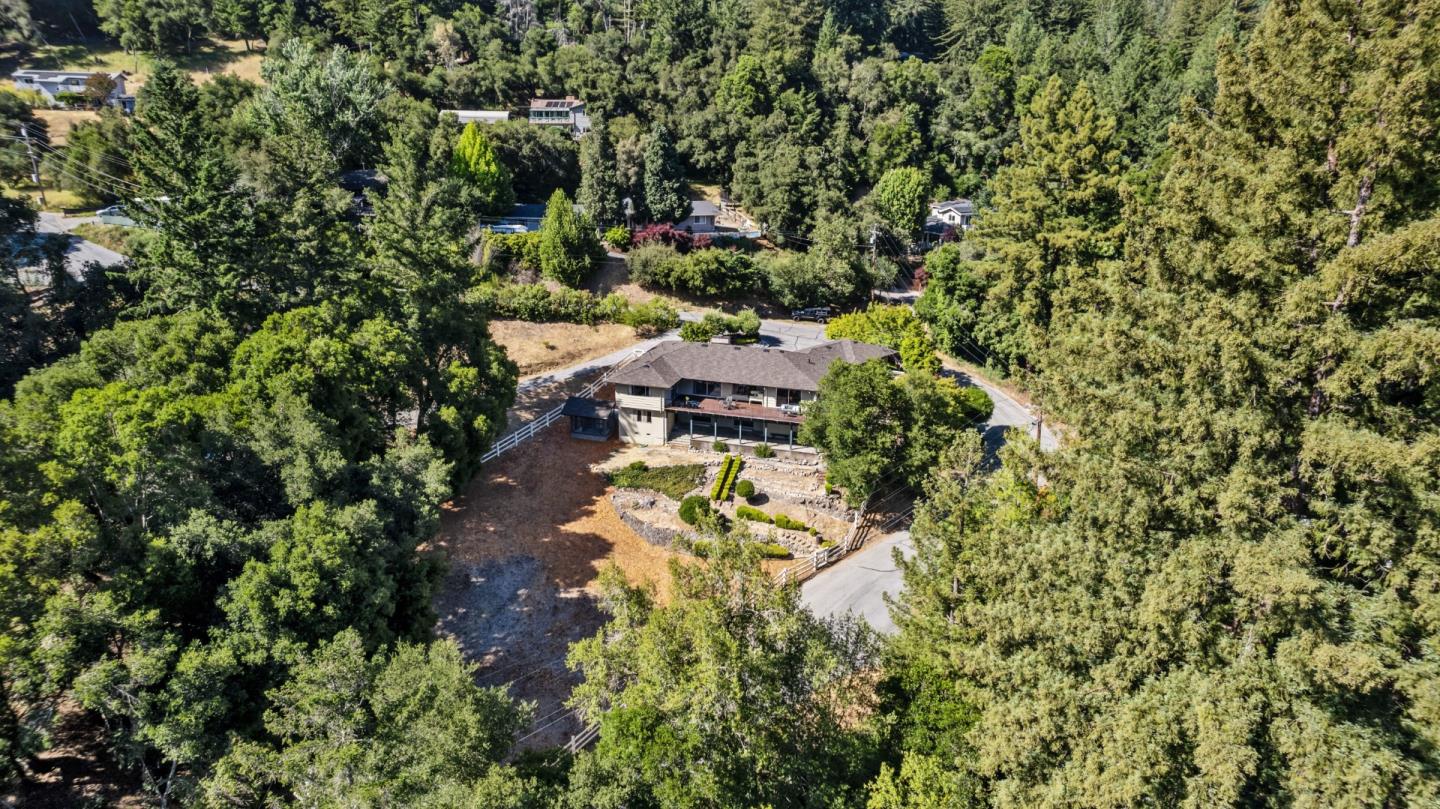 245 Middleton DR
