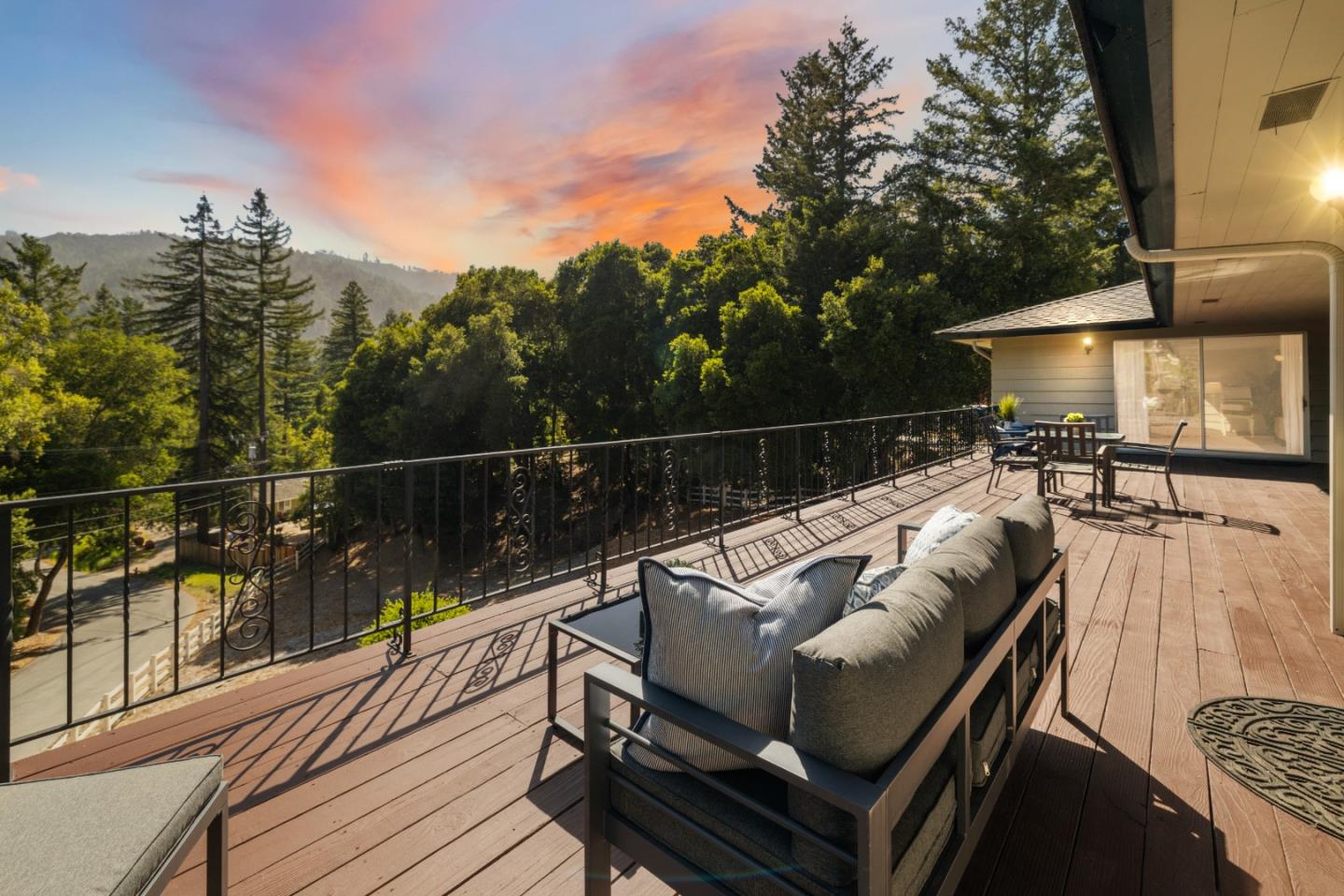 245 Middleton DR