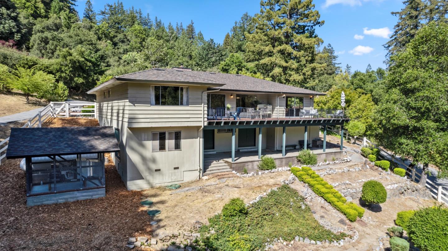 245 Middleton DR