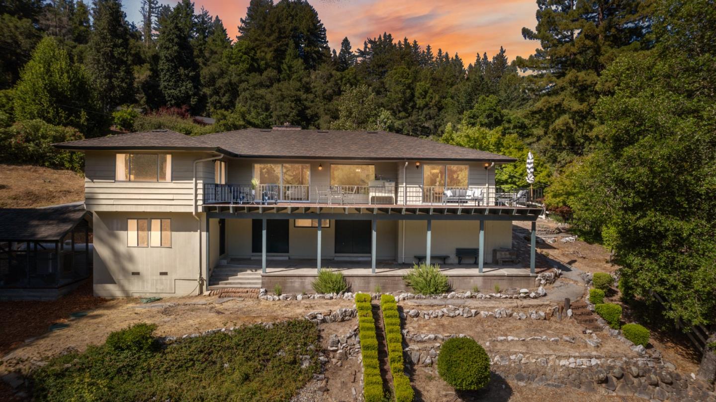 245 Middleton DR