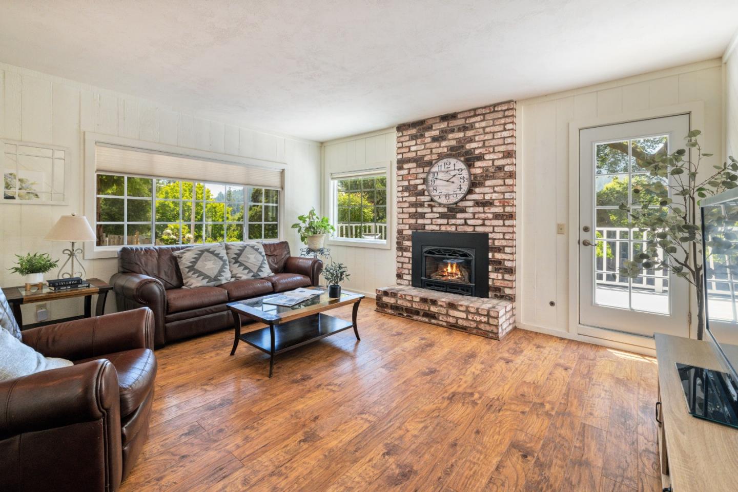 135 Locust ST