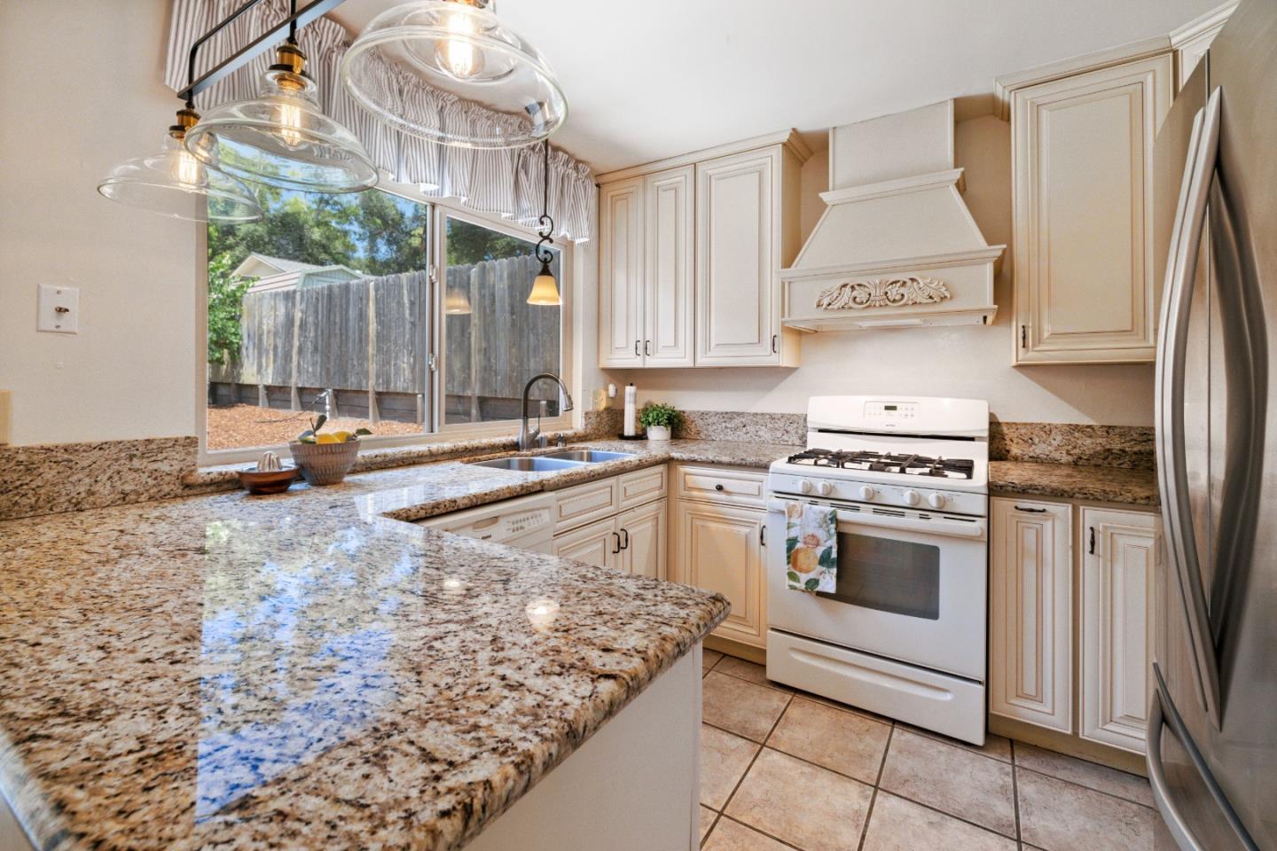 135 Locust ST