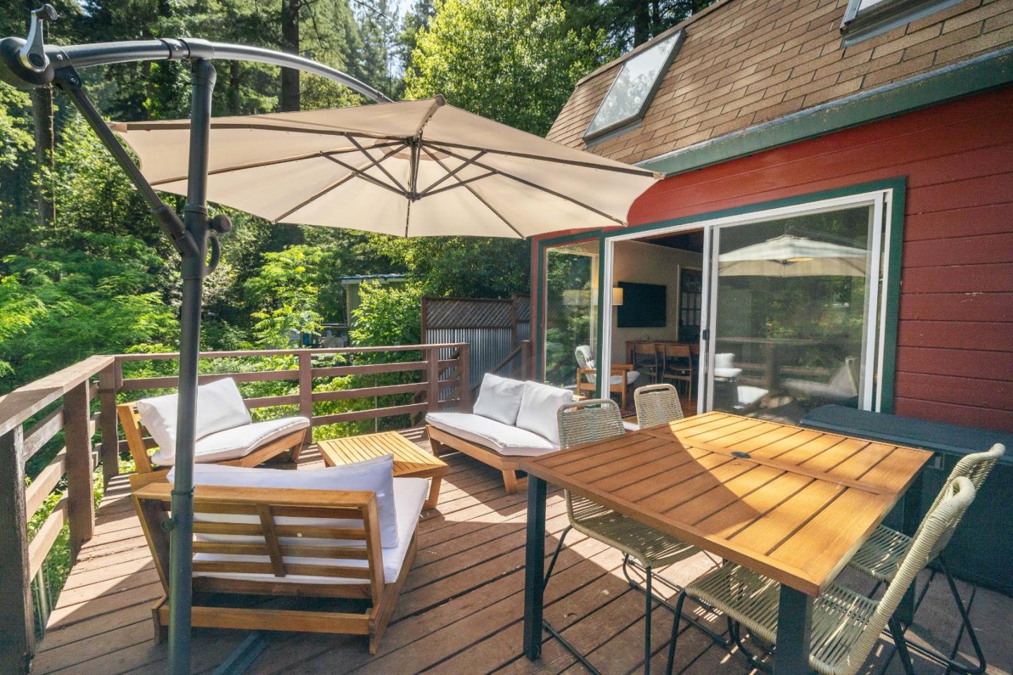 210 Woodland DR