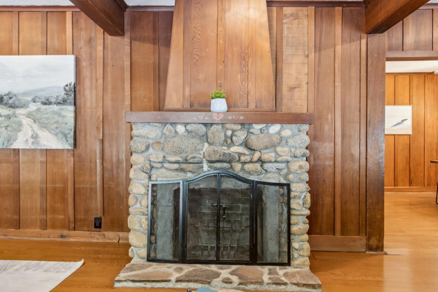 155 Larkspur ST