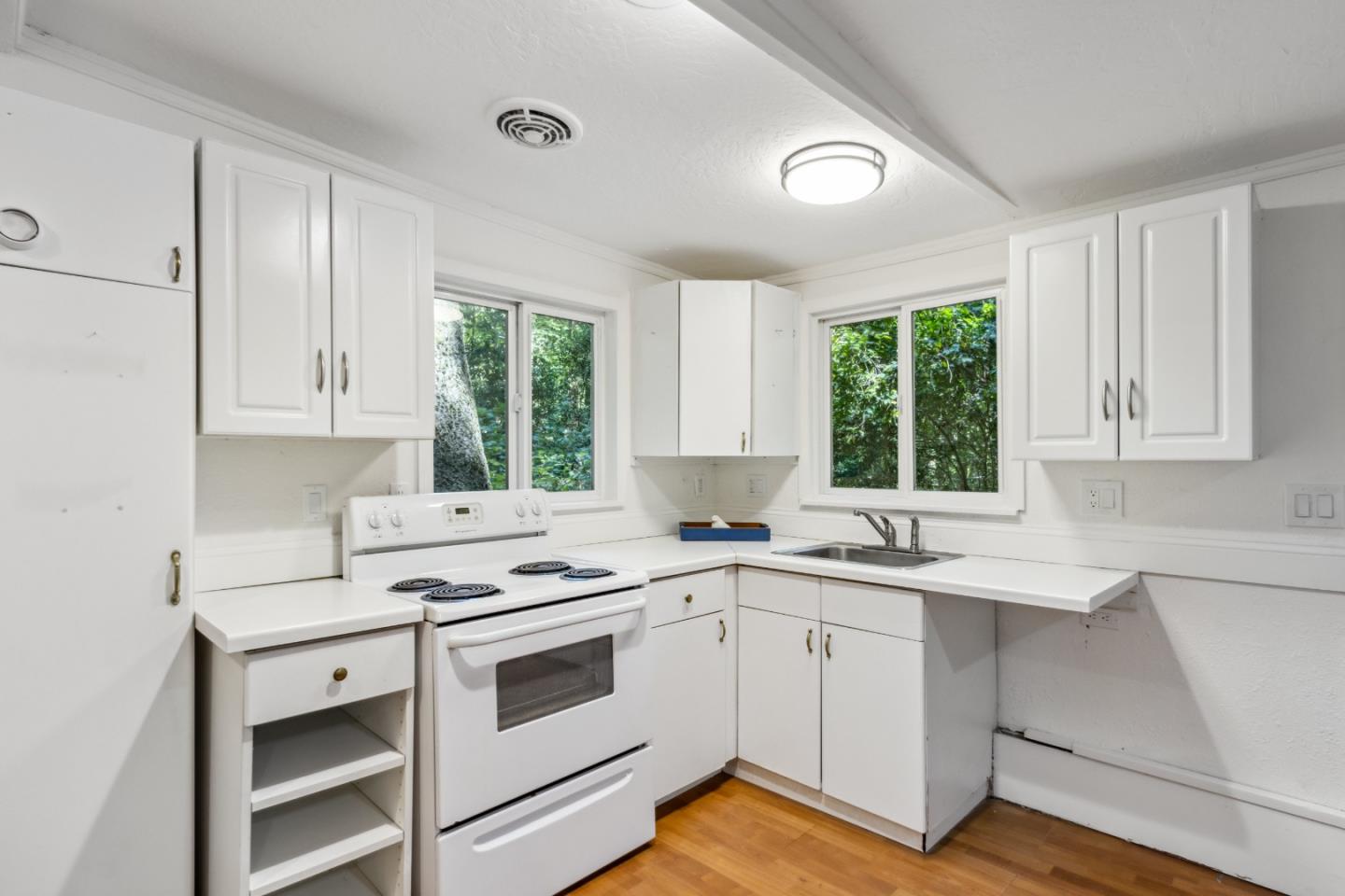155 Larkspur ST