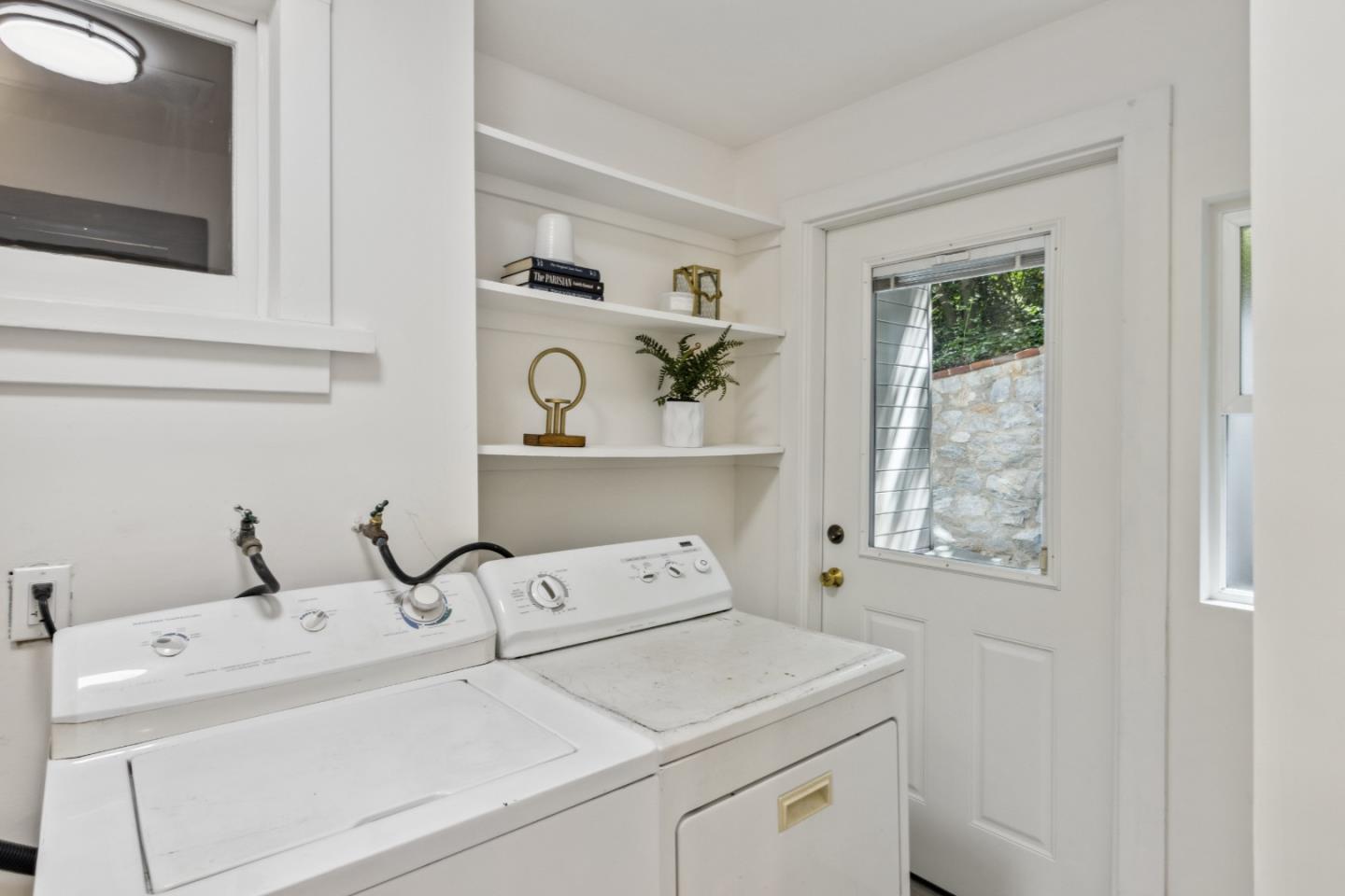 155 Larkspur ST