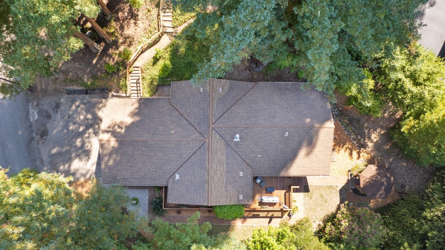 1800 Altamont DR