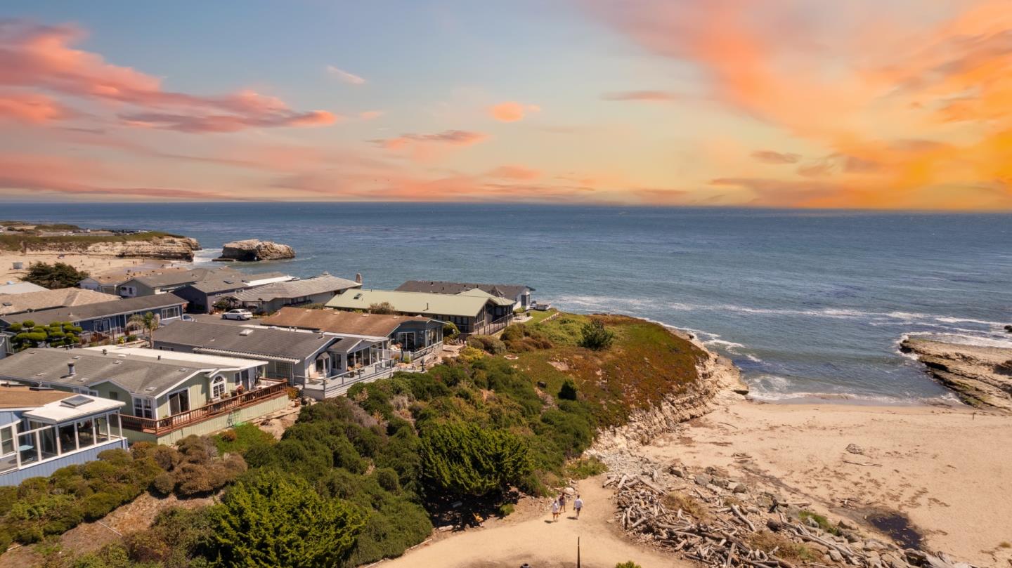 2395 Delaware AVE 165