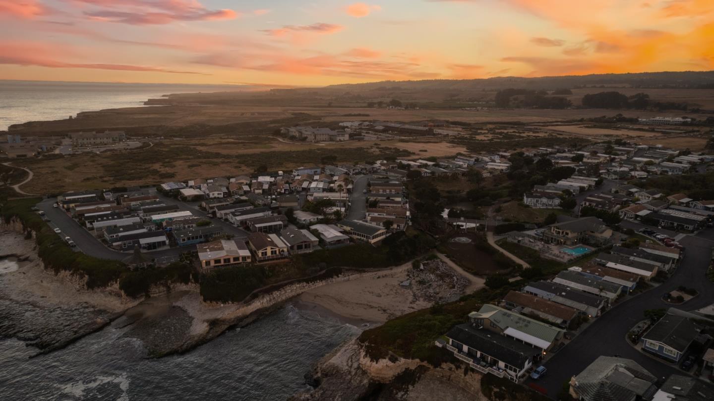 2395 Delaware AVE 165