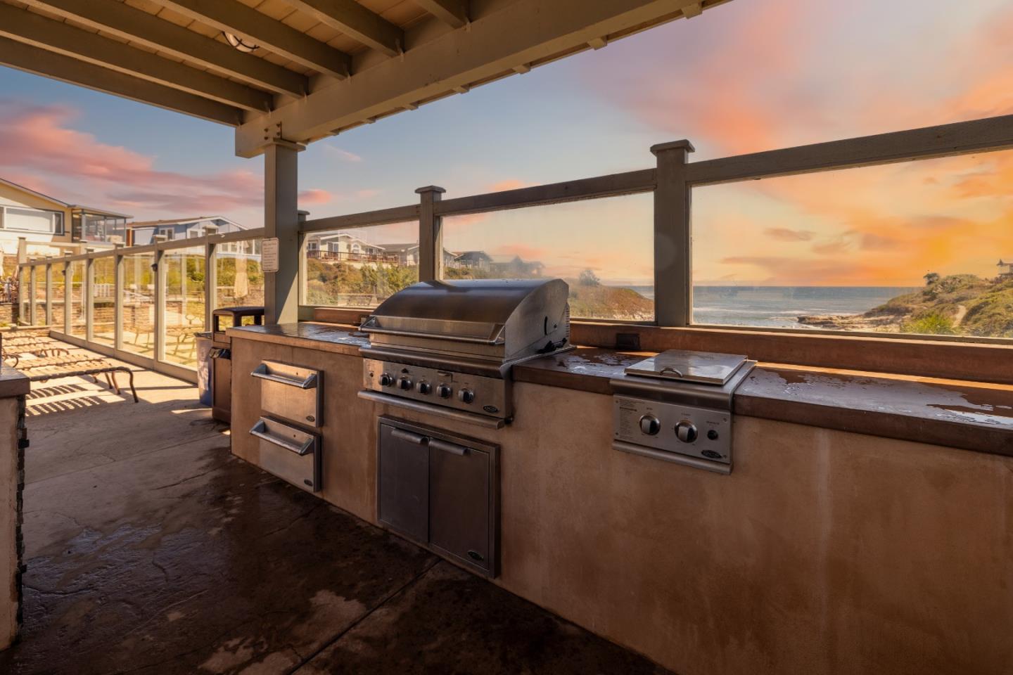 2395 Delaware AVE 165