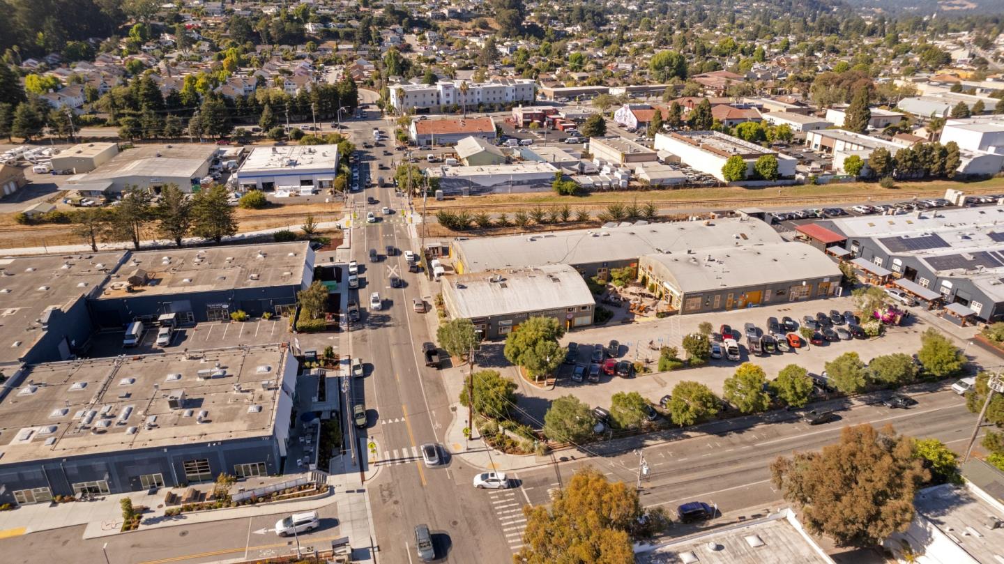 2395 Delaware AVE 165