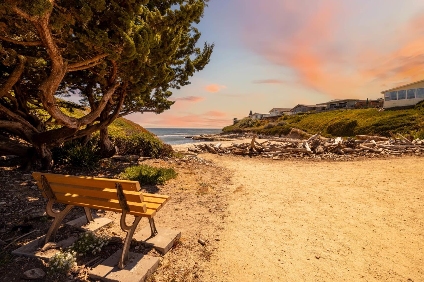 2395 Delaware AVE 165