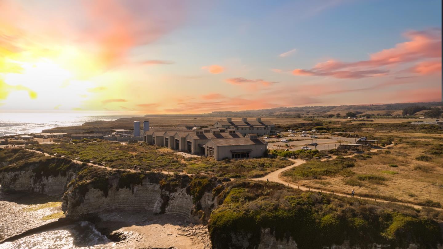 2395 Delaware AVE 165