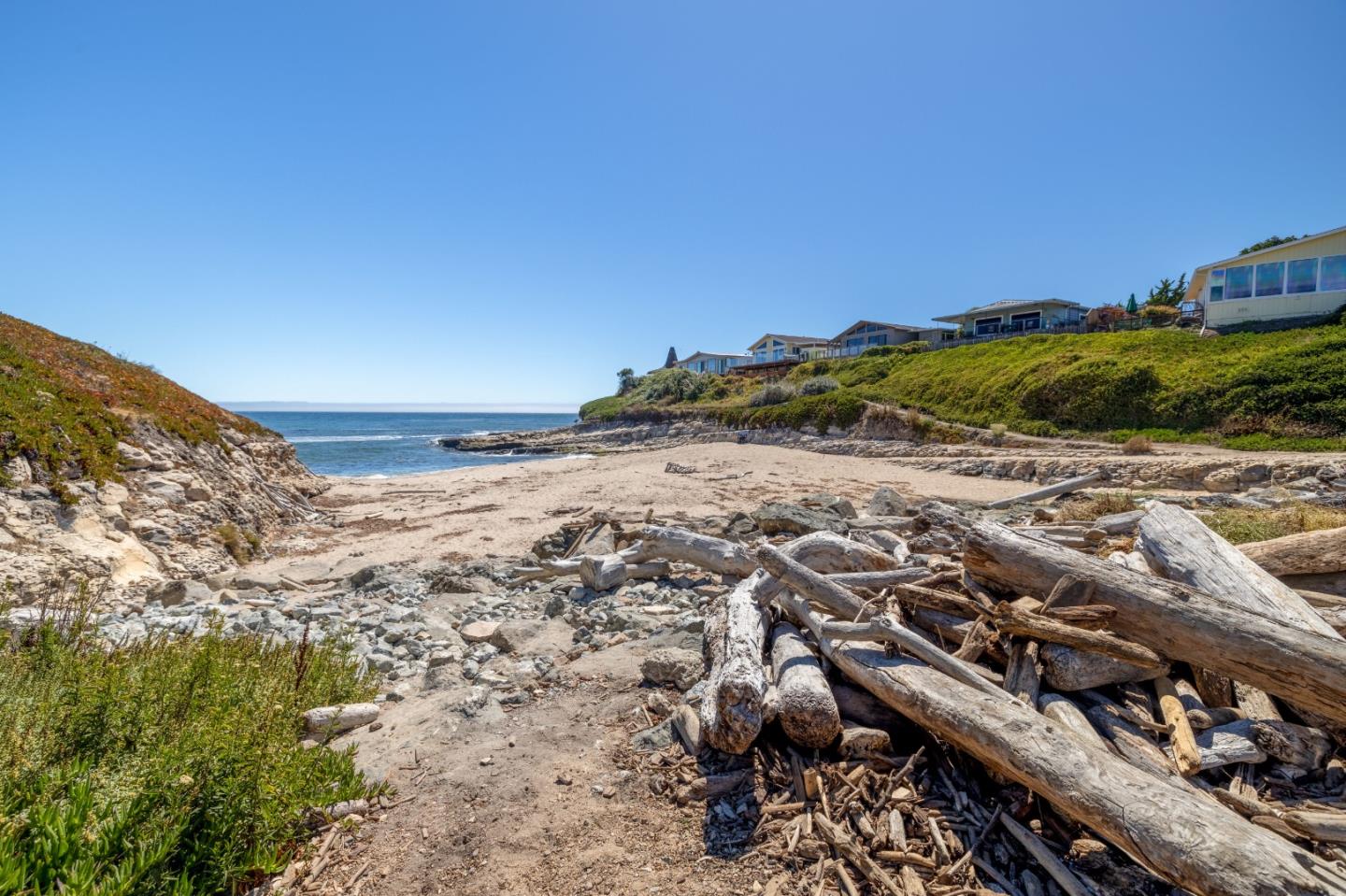 2395 Delaware AVE 165