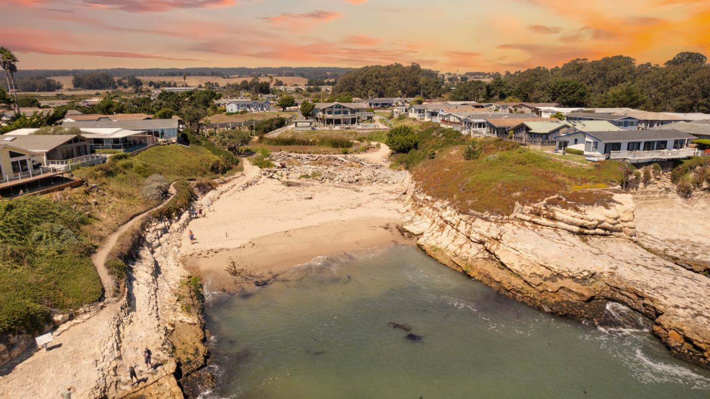 2395 Delaware AVE 165